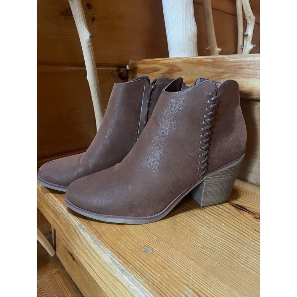 Women's Lasso Bootie - MIA